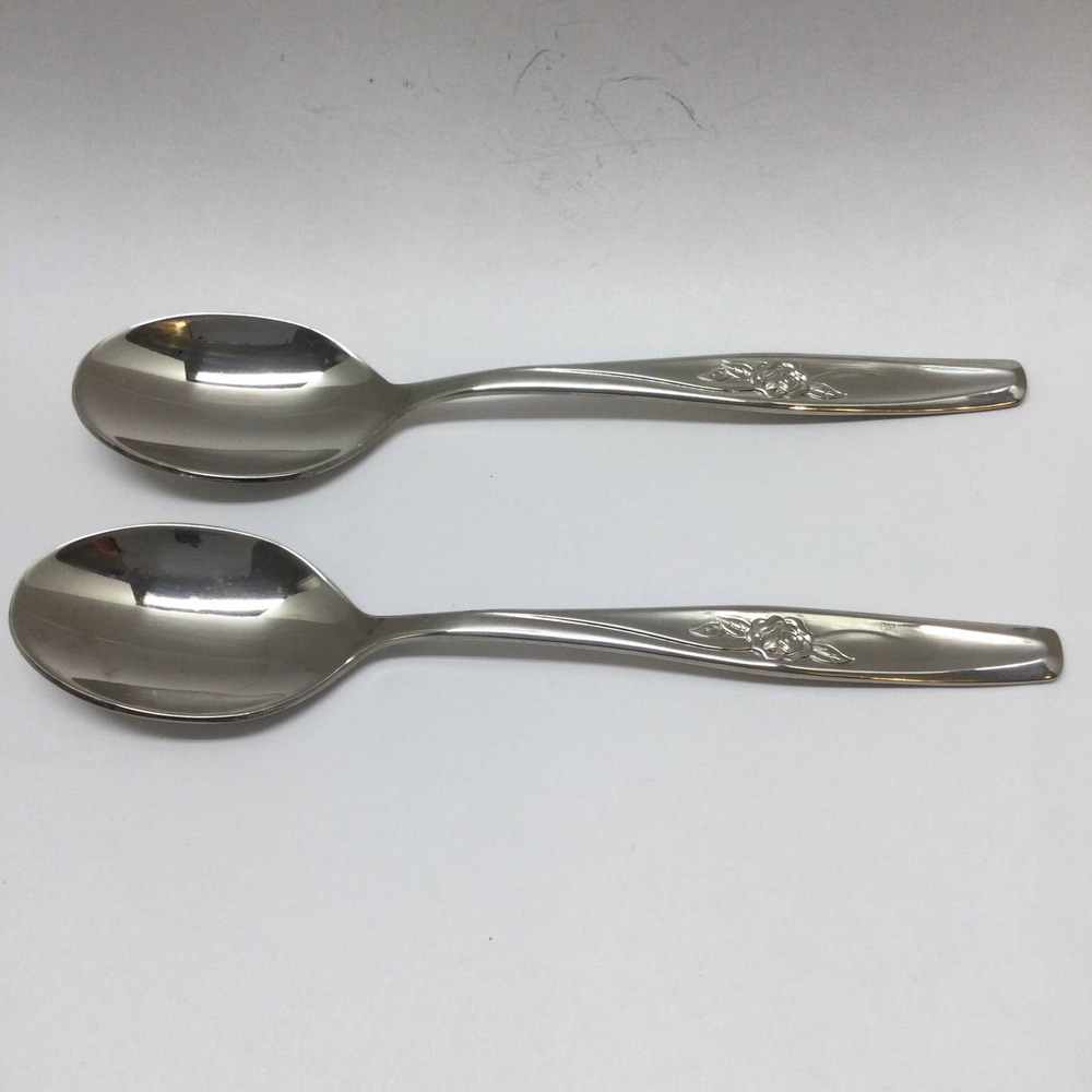 2 piece International Silver Random Rose Stainless Luxury Place/Oval Soup Spoon